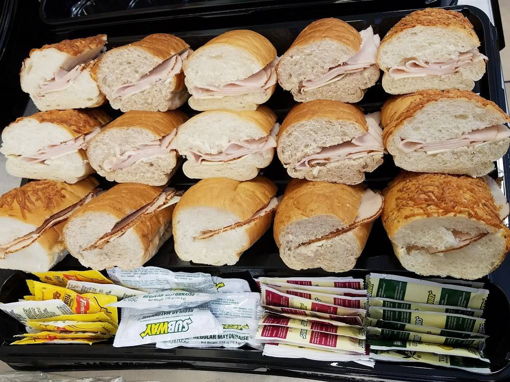Subway Restaurants | restaurant | 1631 N Michigan St Suite B, Plymouth, IN 46563, USA | 5749368377 OR +1 574-936-8377