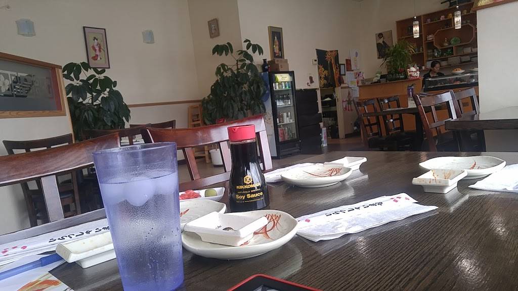 Sakana Sushi | restaurant | 2 Massey St #3, Angus, ON L0M 1B0, Canada | 7054249988 OR +1 705-424-9988