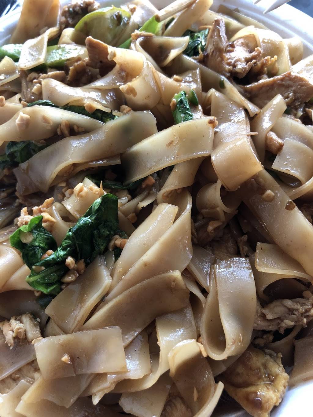 Thai Express | restaurant | Dixie Crossing, 5083 Dixie Rd, Mississauga, ON L4W 0E6, Canada | 9056299966 OR +1 905-629-9966