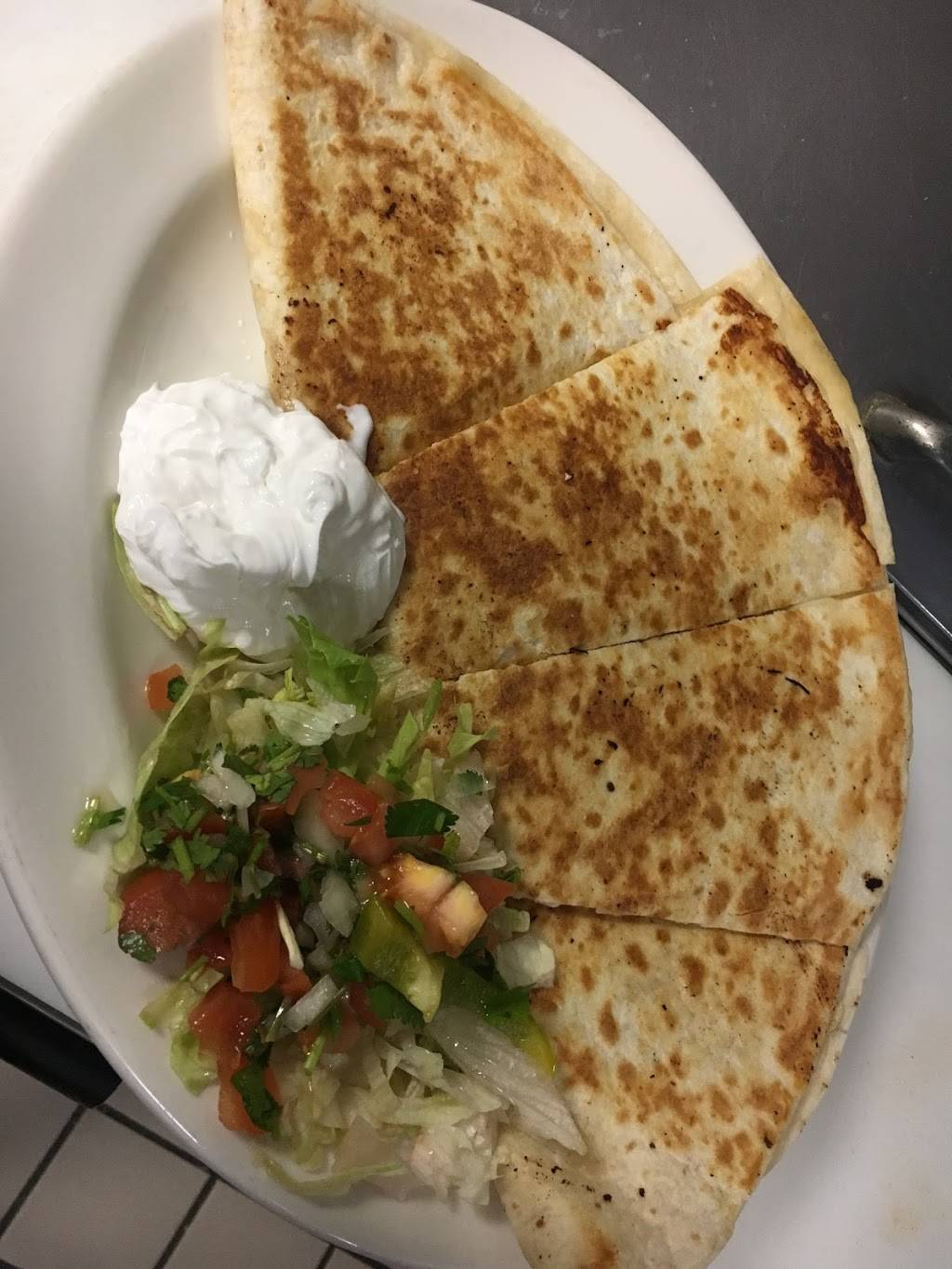 Mi Chapala | restaurant | 4 Golf Center, Hoffman Estates, IL 60169, USA | 8472527071 OR +1 847-252-7071