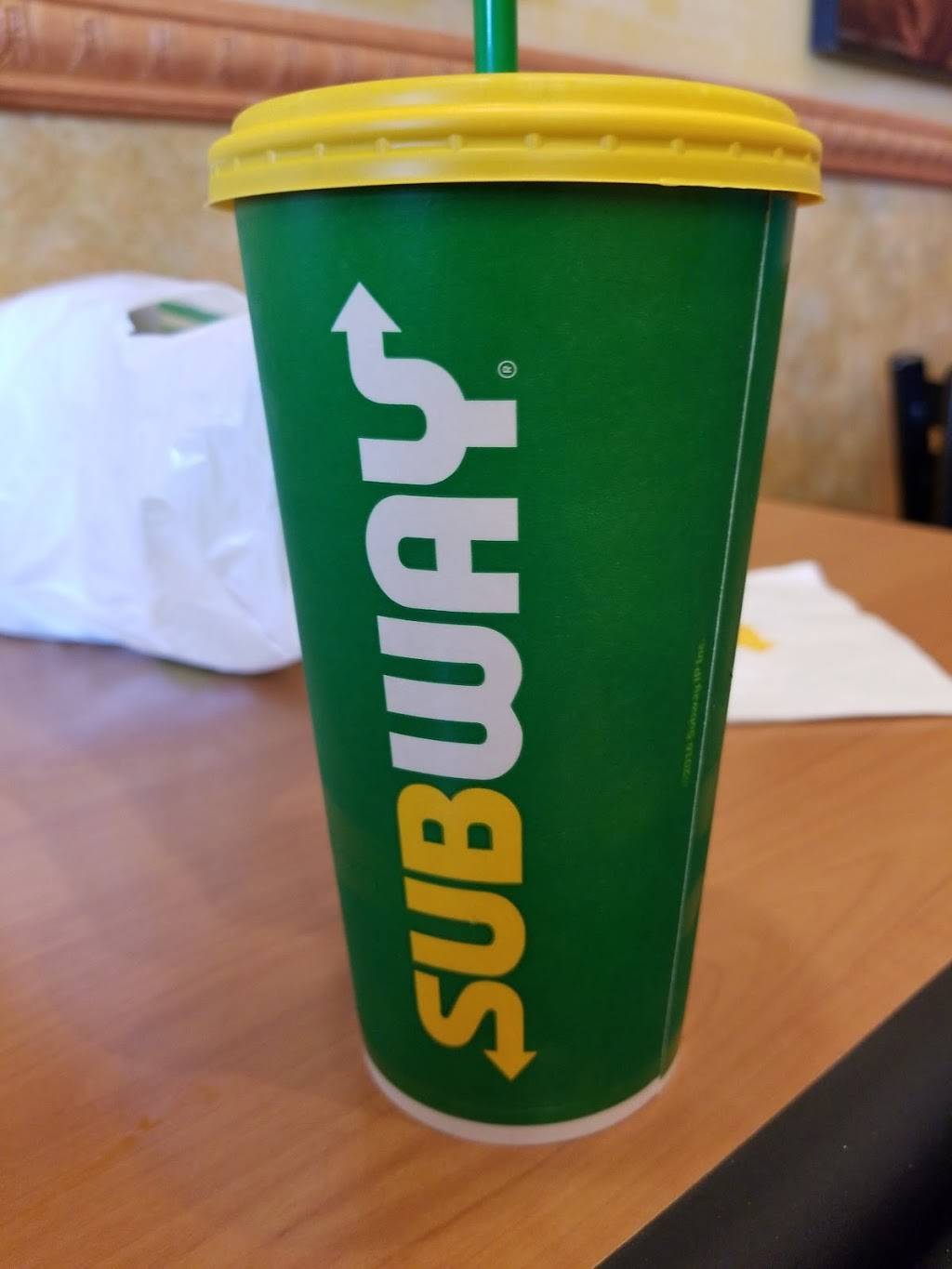 Subway | meal takeaway | 3311 N Service Rd, Vineland Station, ON L0R 2E0, Canada | 9055627749 OR +1 905-562-7749