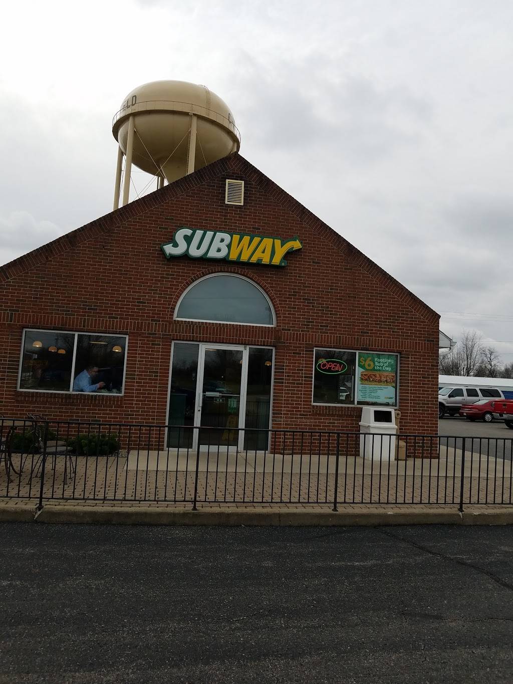 Subway | restaurant | 16001 W Commerce Rd, Daleville, IN 47334, USA | 7653781344 OR +1 765-378-1344