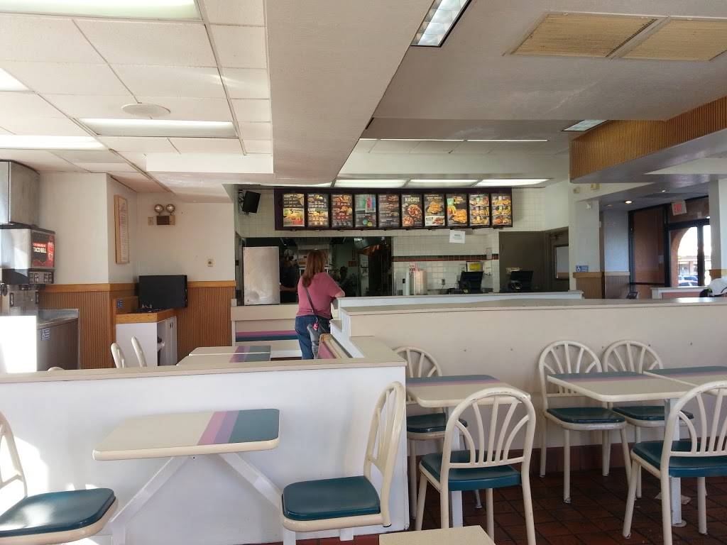Taco Bell | meal takeaway | 2729 W Ave L, Lancaster, CA 93536, USA | 6619437722 OR +1 661-943-7722