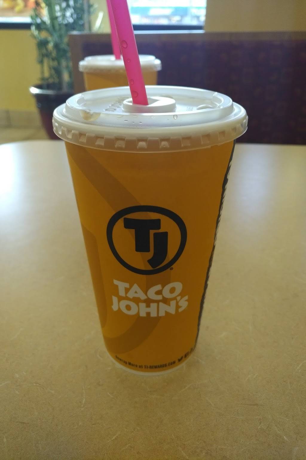 Taco Johns | restaurant | 217 E Broadway, Council Bluffs, IA 51503, USA | 7123235121 OR +1 712-323-5121