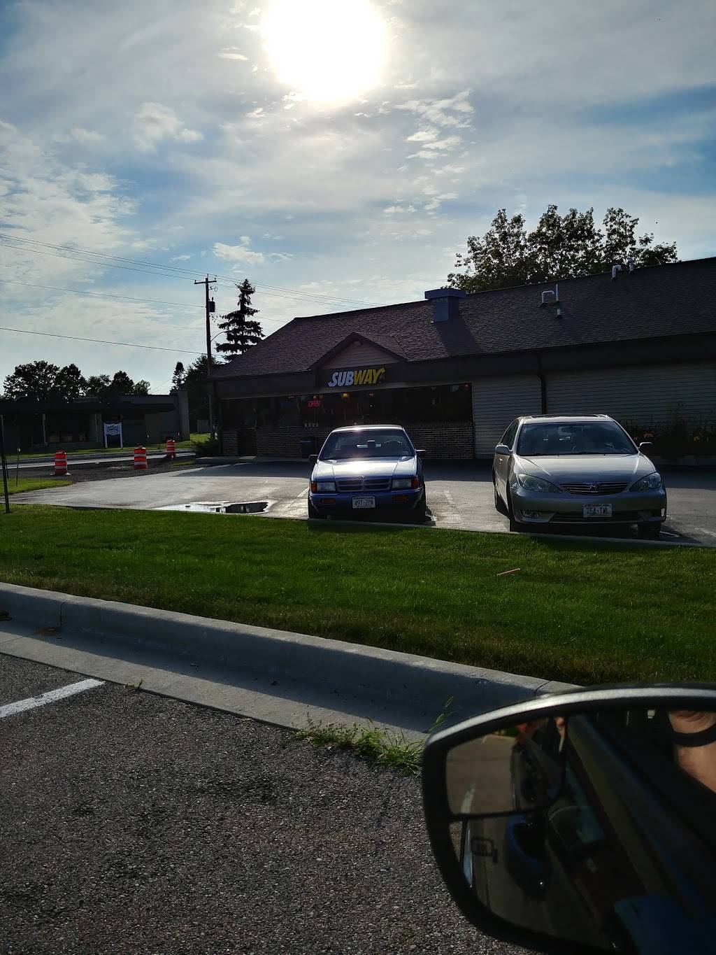 Subway | restaurant | 2733 Calumet Dr, Sheboygan, WI 53083, USA | 9204523355 OR +1 920-452-3355