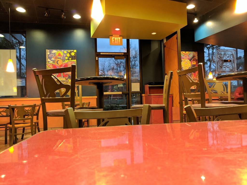 Taco Bell | meal takeaway | 2720 W, Edinger Ave, Santa Ana, CA 92704, USA | 7149573103 OR +1 714-957-3103