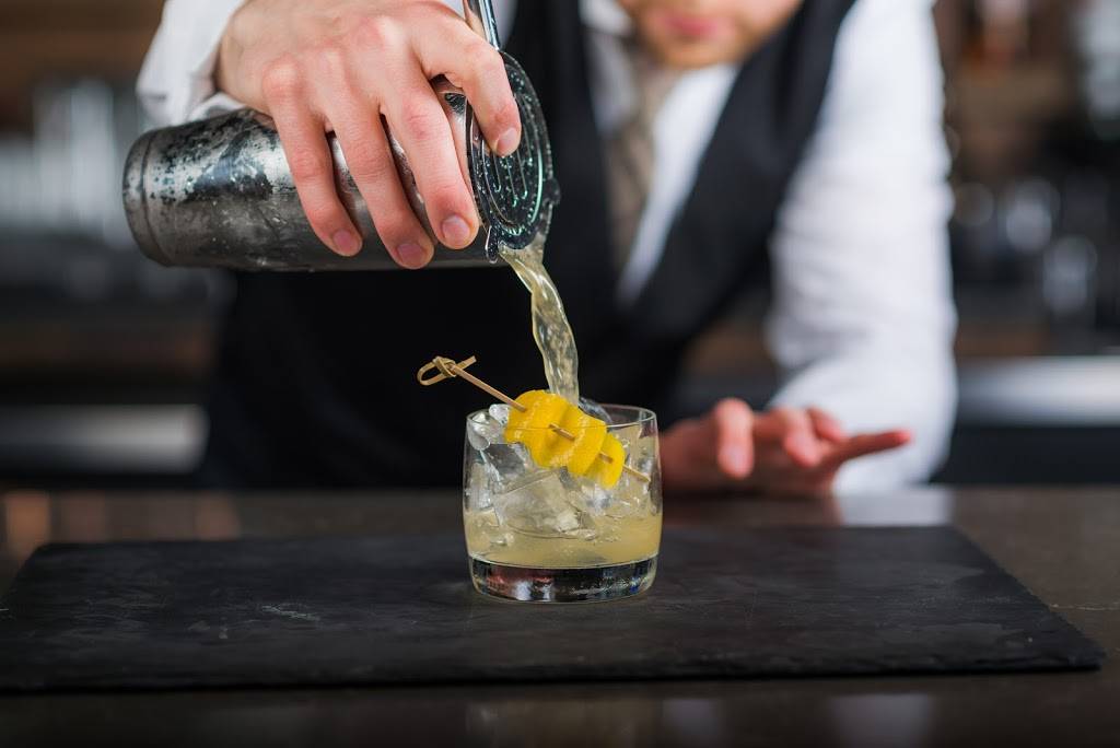 Stone Lounge Bellevue | restaurant | 1020 Bellevue Way NE, Bellevue, WA 98004, USA | 4254542709 OR +1 425-454-2709