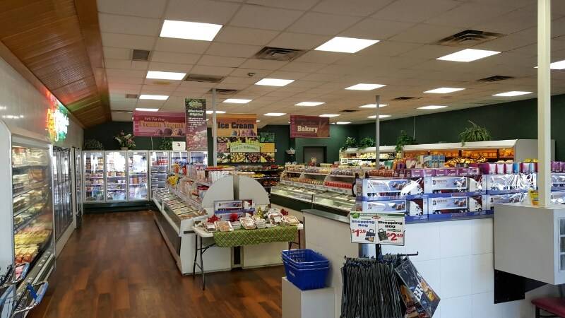 Braums Ice Cream & Burger Restaurant | restaurant | 1304 Garth Brooks Blvd, Yukon, OK 73099, USA | 4053542619 OR +1 405-354-2619