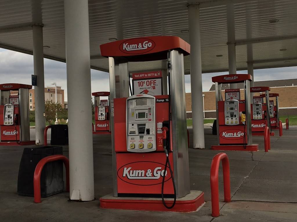 Kum & Go | meal takeaway | 2627 S HWS Cleveland Blvd, Omaha, NE 68130, USA | 4022893190 OR +1 402-289-3190