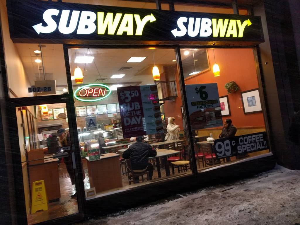 Subway Restaurants | restaurant | 107-28 Continental Ave, Forest Hills, NY 11375, USA | 7182680315 OR +1 718-268-0315