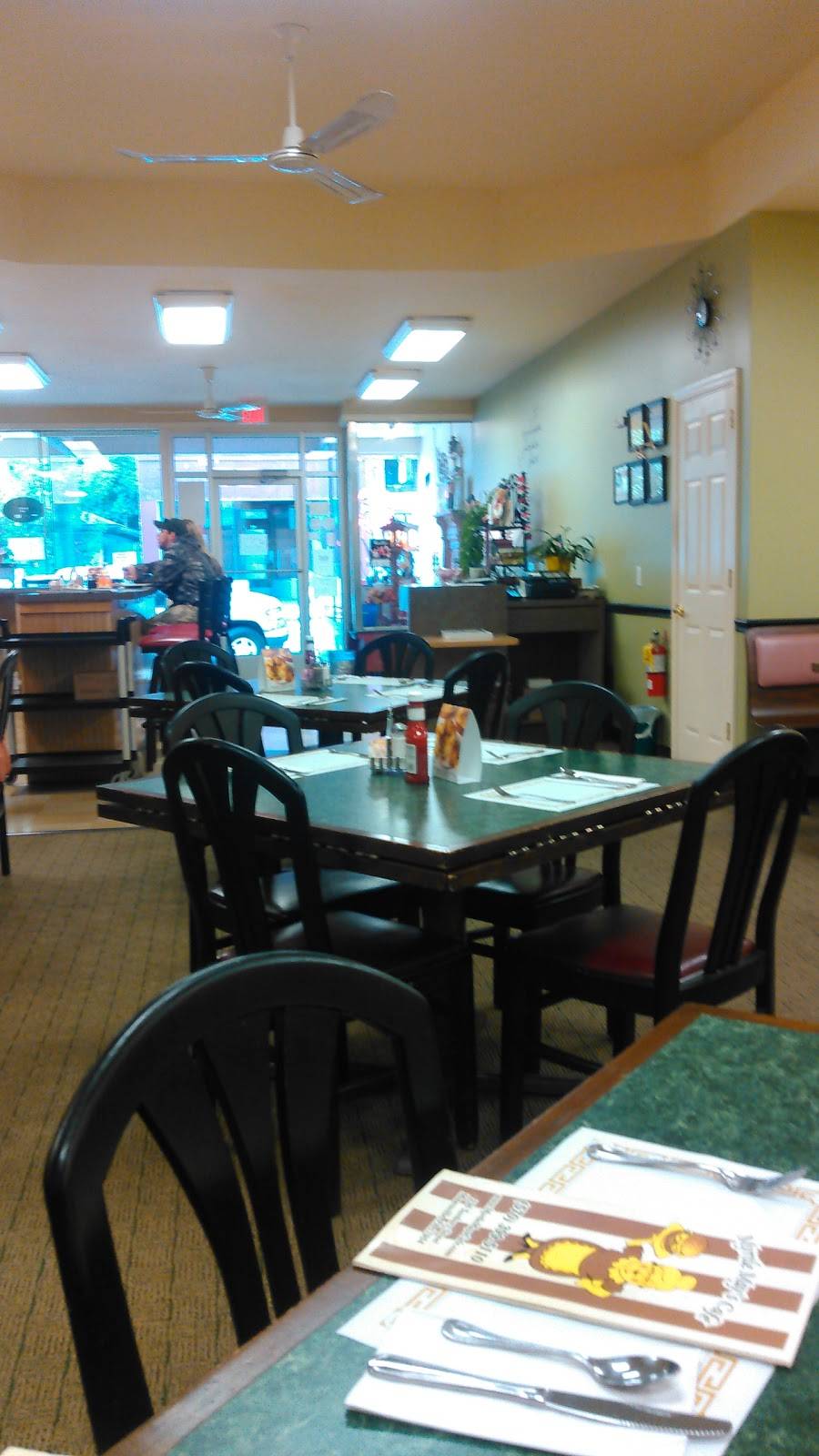 Myrtle Mays Café | restaurant | 236 Sunbury St, Minersville, PA 17954, USA | 5703995110 OR +1 570-399-5110