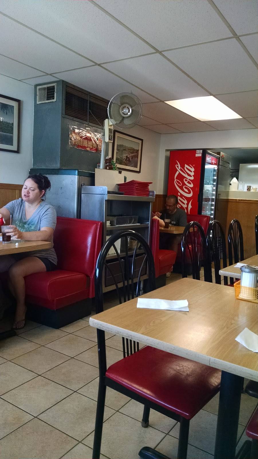 Ming Toy Restaurant | restaurant | 3139 N Lewis Ave, Waukegan, IL 60087, USA | 8476237990 OR +1 847-623-7990