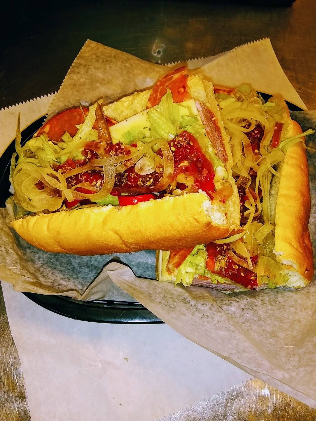 SUBperior Sandwiches and Salads | restaurant | 308 Old Dixie Hwy, Vero Beach, FL 32962, USA | 7727748809 OR +1 772-774-8809