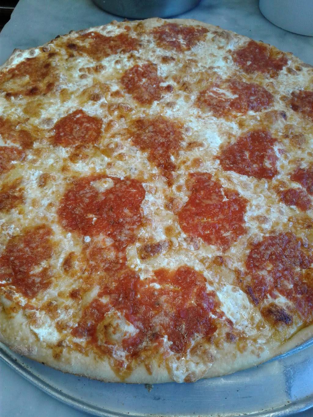 Bennys Brick Oven Pizza | restaurant | 1802 Avenue M, Brooklyn, NY 11230, USA | 7187870050 OR +1 718-787-0050