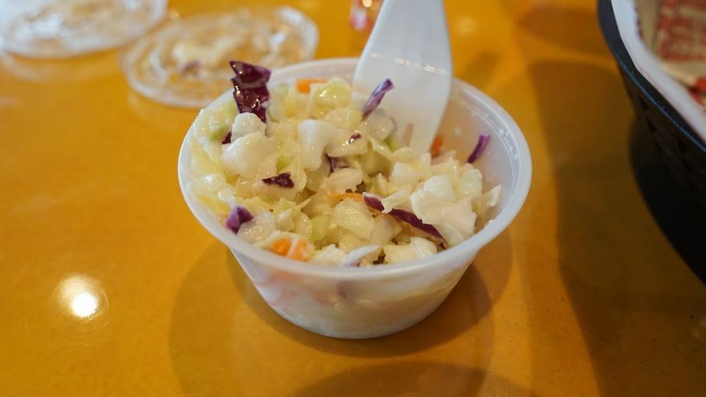 Raising Canes Chicken Fingers | meal takeaway | 4025 California Ave, Bakersfield, CA 93309, USA | 6618630135 OR +1 661-863-0135