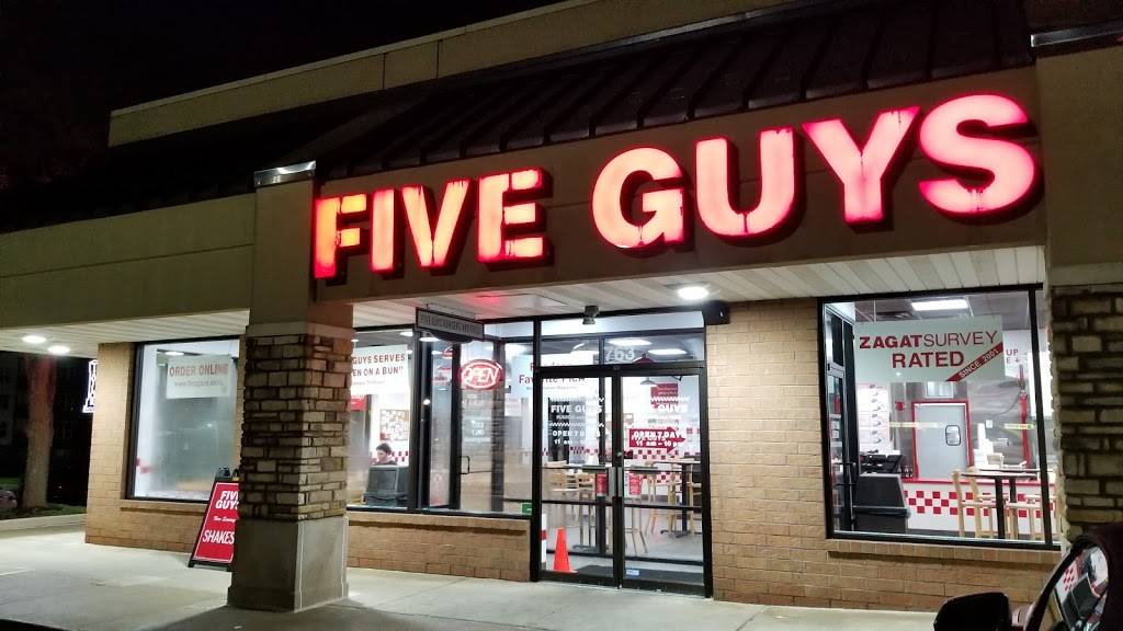 Five Guys | meal takeaway | 763 Bethel Rd, Columbus, OH 43214, USA | 6143263555 OR +1 614-326-3555