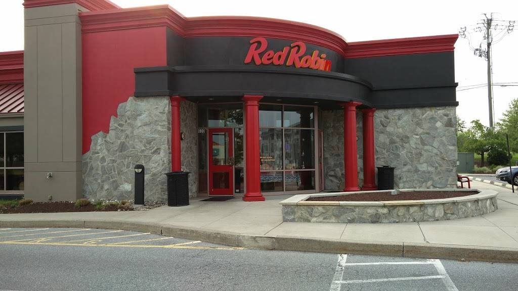 Red Robin Gourmet Burgers and Brews | restaurant | 600 W Uwchlan Ave, Exton, PA 19341, USA | 6103635995 OR +1 610-363-5995
