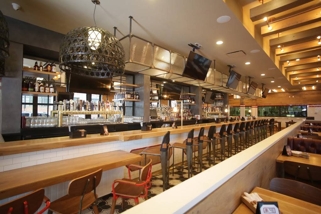 Roots Handmade Pizza | meal delivery | 2200 W Lawrence Ave, Chicago, IL 60625, USA | 7734335959 OR +1 773-433-5959