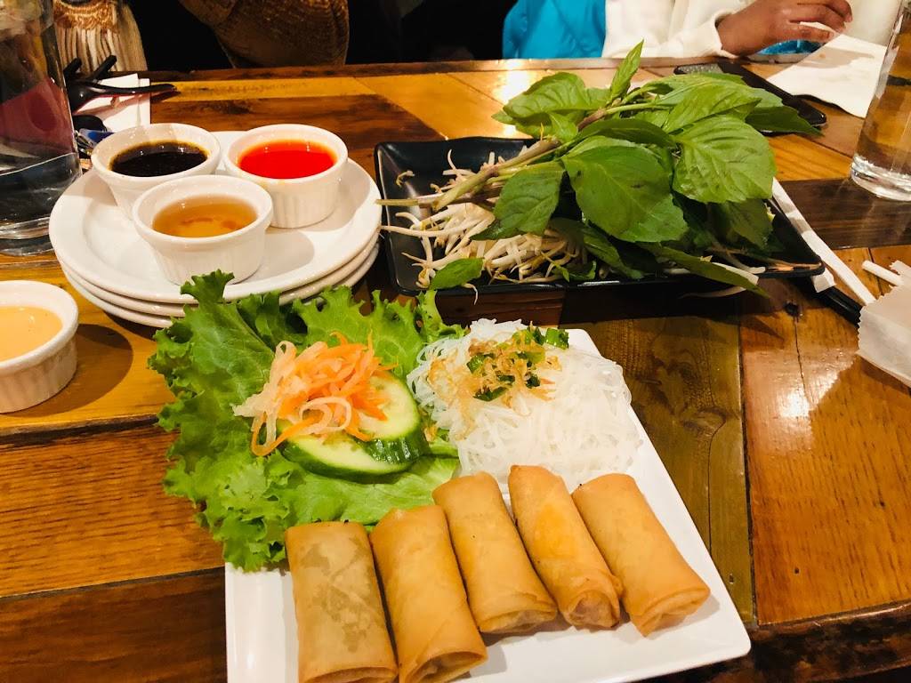 Pho On Main 2 | restaurant | 1200 W Main St, Peoria, IL 61606, USA | 3098391026 OR +1 309-839-1026