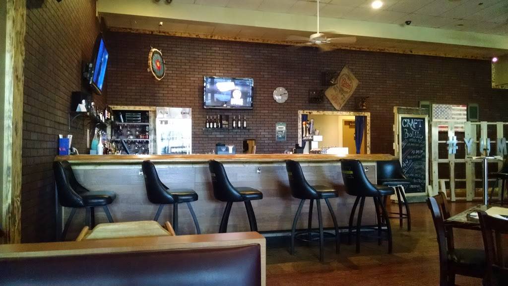 Rail House Grill | restaurant | 91 Douglas Ave, Holland, MI 49424, USA | 6163947500 OR +1 616-394-7500