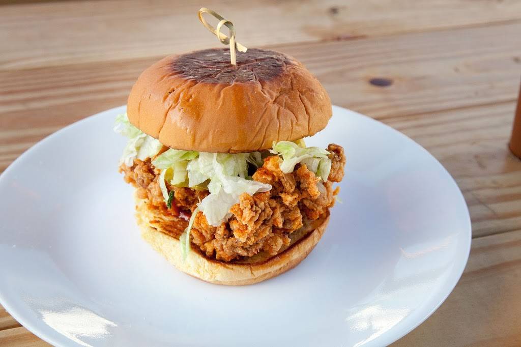 Cape House | restaurant | 2 Knickerbocker Ave, Brooklyn, NY 11237, USA | 7188212580 OR +1 718-821-2580