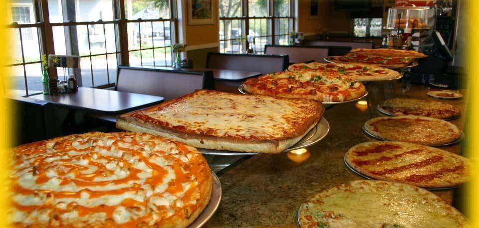 Newtown Pizza | restaurant | 231 N Sycamore St, Newtown, PA 18940, USA | 2155042232 OR +1 215-504-2232