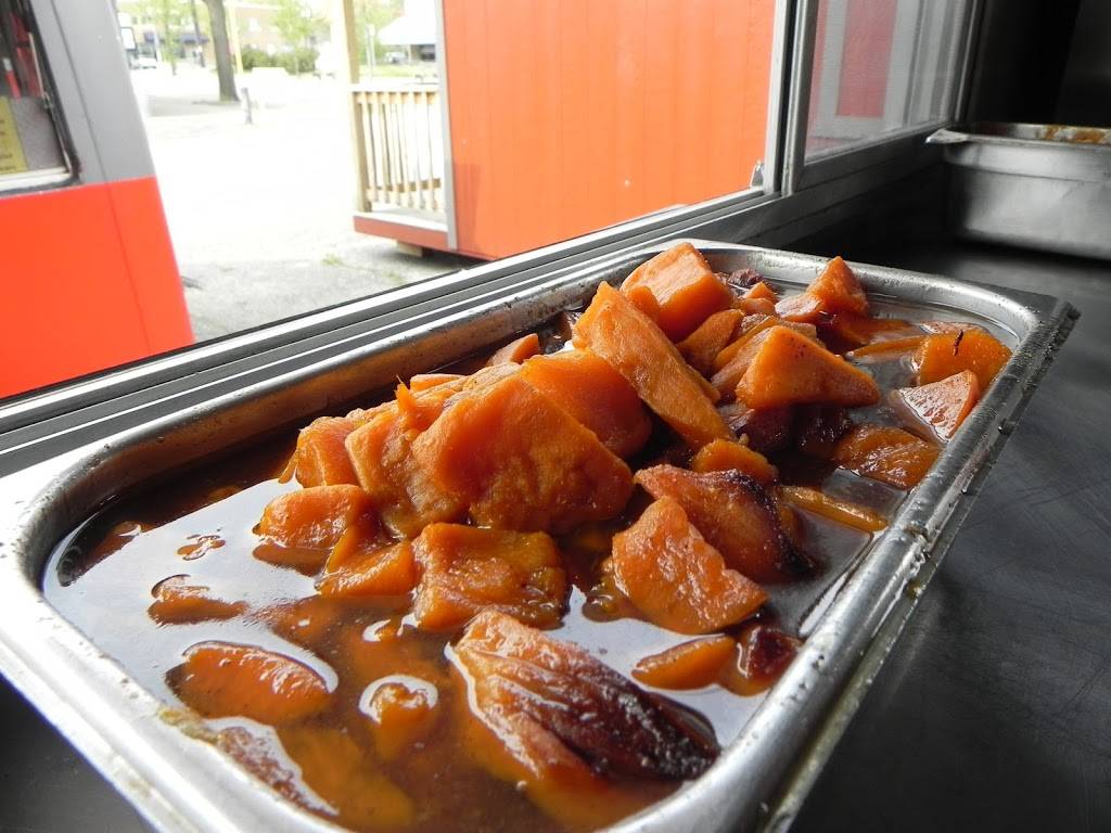 Scotts Homestyle Cooking & Catering | restaurant | 7642 Reading Rd, Cincinnati, OH 45237, USA | 5138255272 OR +1 513-825-5272