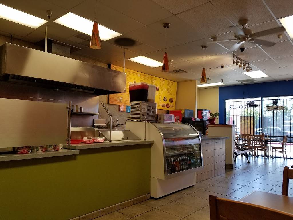 La Gran Villa | restaurant | 6300 White Ln suite P, Bakersfield, CA 93309, USA | 6618333273 OR +1 661-833-3273