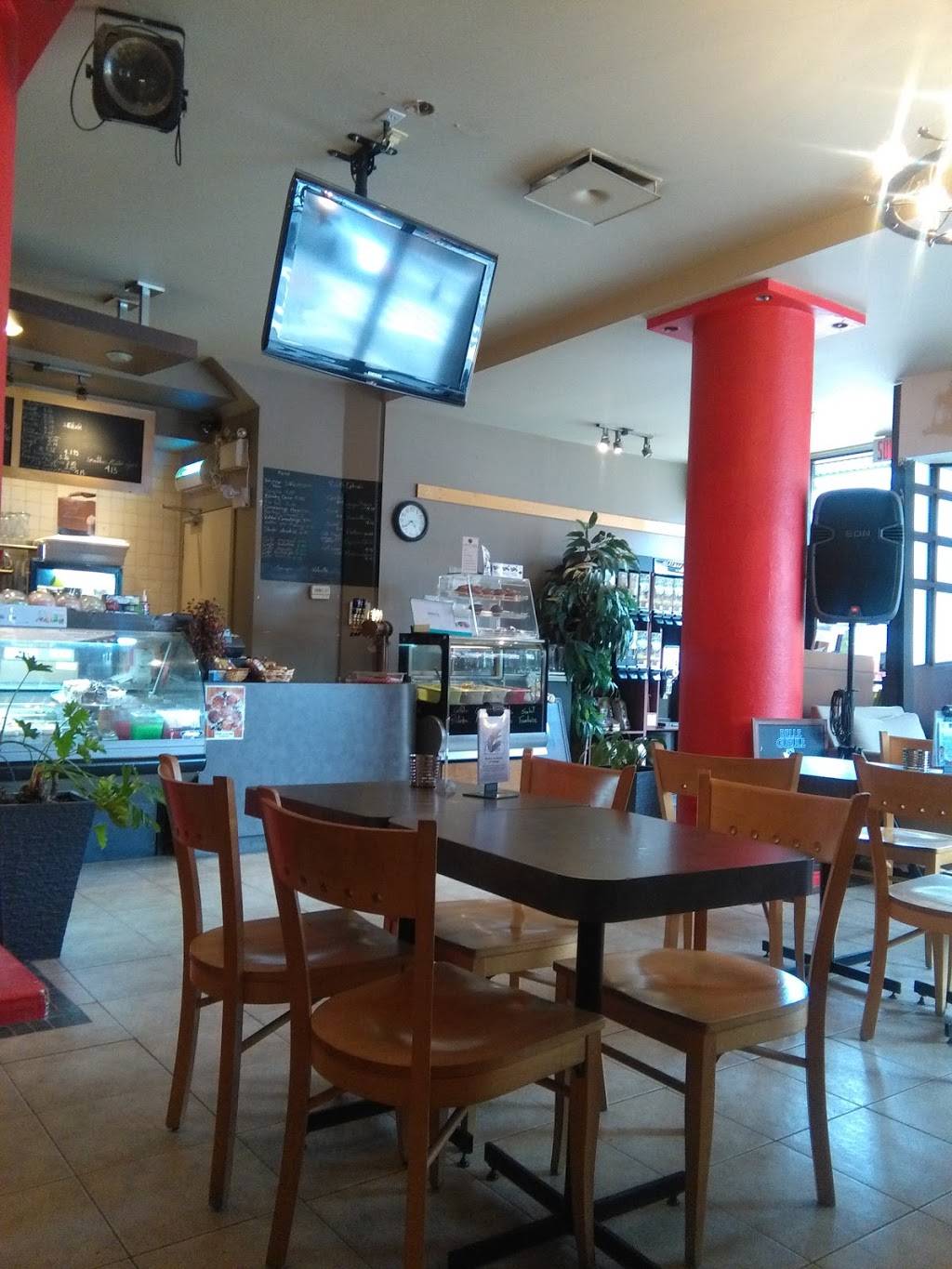 Café Farniente Inc | cafe | 81 Rue Notre Dame E, Victoriaville, QC G6P 3Z4, Canada | 8196049005 OR +1 819-604-9005