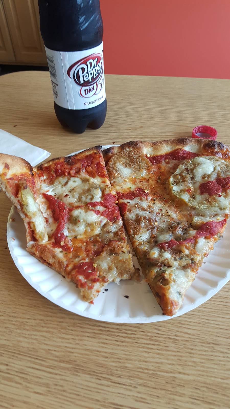 Joes Pizzeria & Restaurant | meal delivery | 586 US-46, Kenvil, NJ 07847, USA | 9735843335 OR +1 973-584-3335