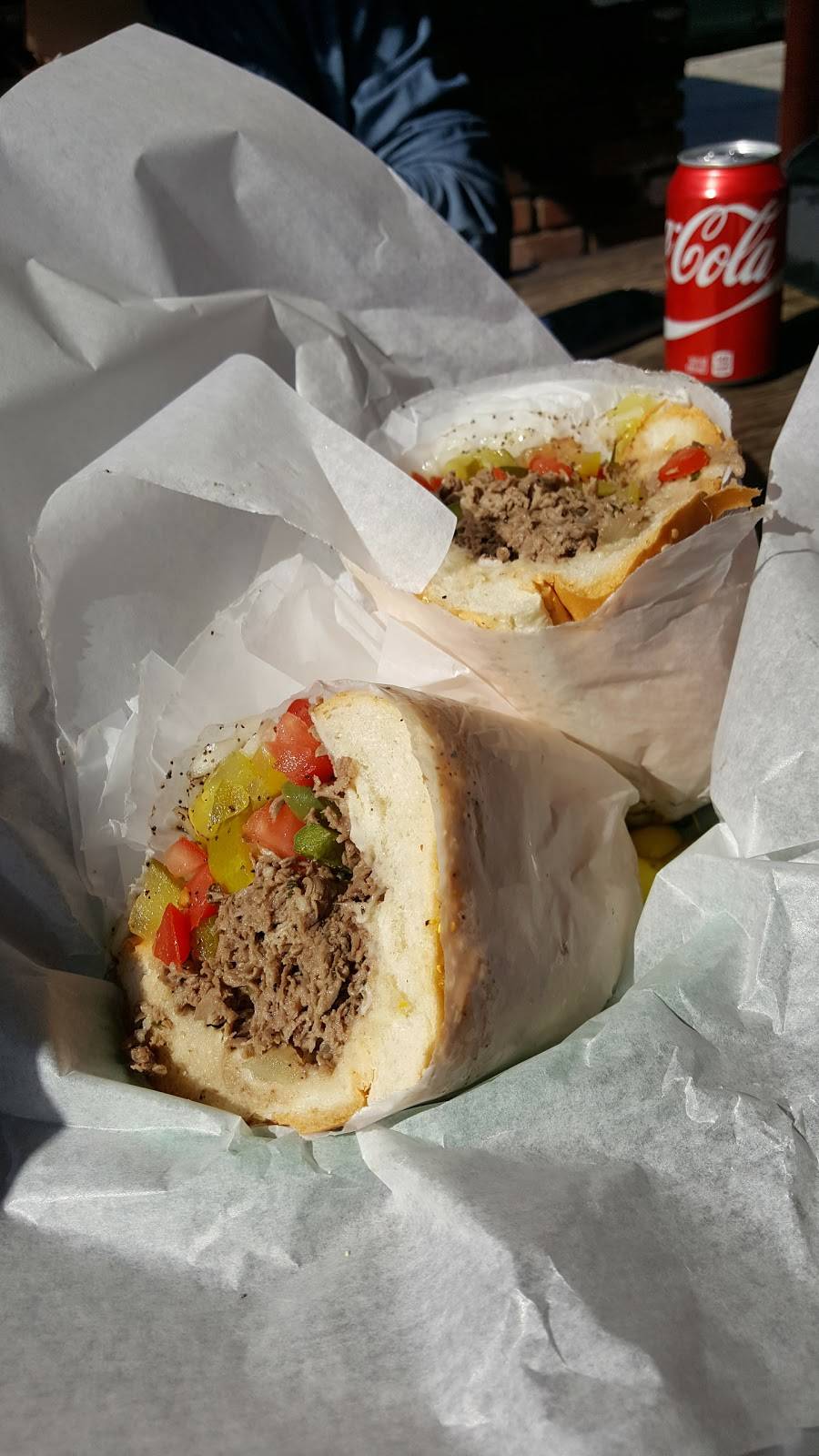 Giamelas Submarine Sandwiches | restaurant | 216 W Magnolia Blvd, Burbank, CA 91502, USA | 8188456611 OR +1 818-845-6611