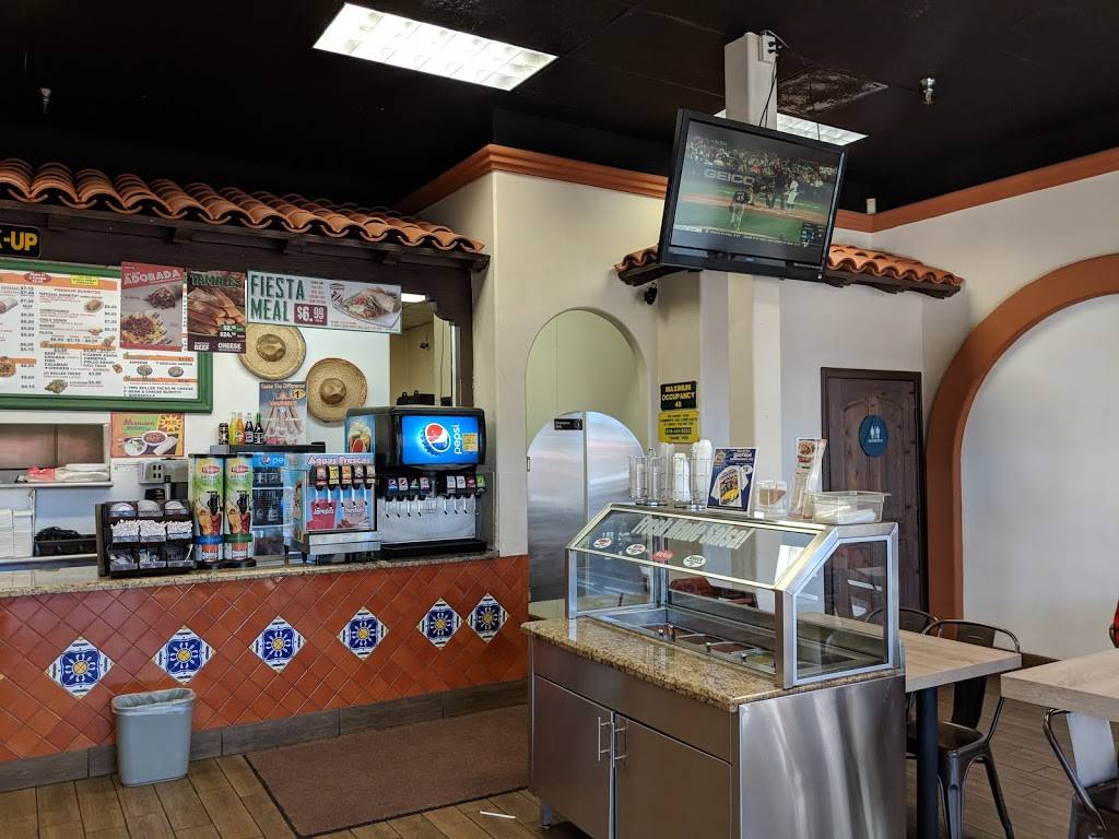 Sombrero Mexican Food | restaurant | 8590 Rio San Diego Dr, San Diego, CA 92108, USA | 6192980185 OR +1 619-298-0185