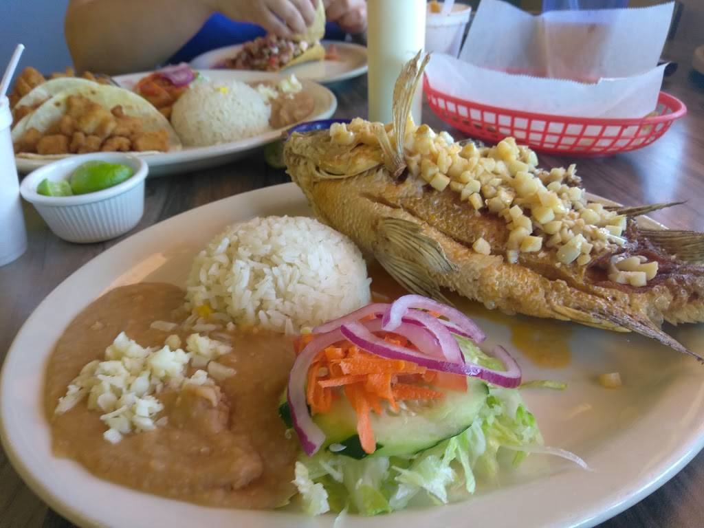 Mariscos Mi Nuevo Nayarit | restaurant | 6740 W McDowell Rd, Phoenix, AZ 85035, USA | 6238499593 OR +1 623-849-9593