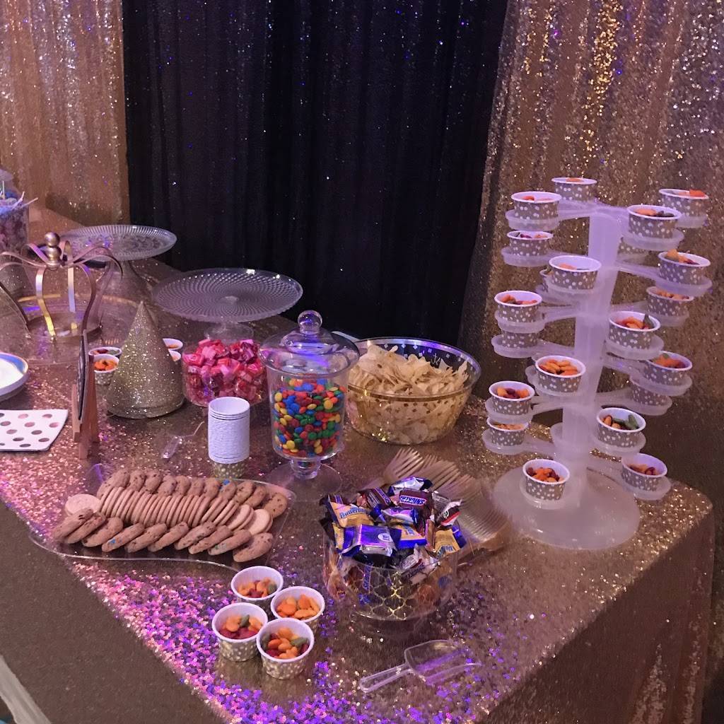 Monsoon Indian Restaurant & Banquet hall | restaurant | 950 10th St #15, Modesto, CA 95354, USA | 2092485711 OR +1 209-248-5711