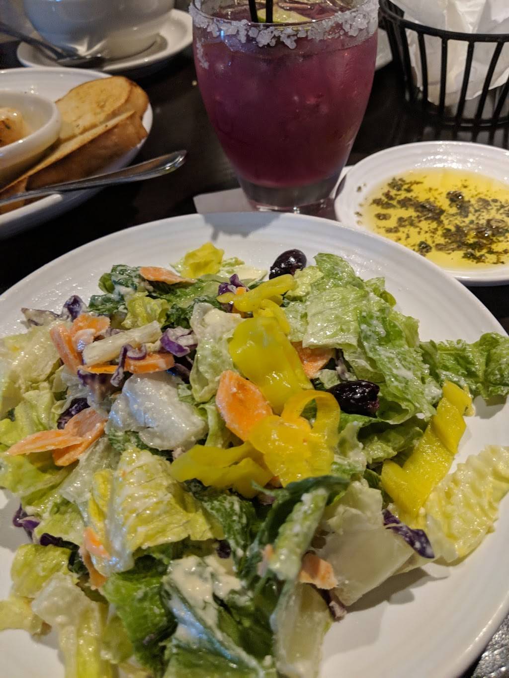 Carrabbas Italian Grill | restaurant | 100 N Pointe Blvd, Lancaster, PA 17601, USA | 7175606756 OR +1 717-560-6756