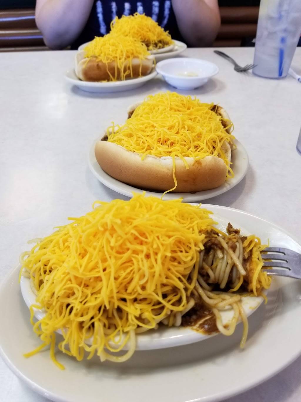 Skyline Chili | restaurant | 917 W State St, Trenton, OH 45067, USA | 5139880655 OR +1 513-988-0655