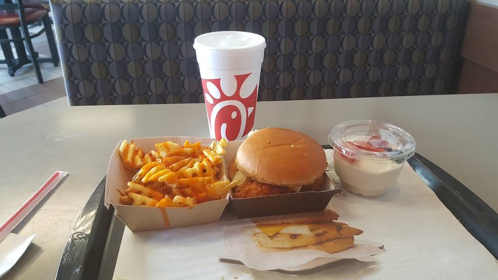Chick-fil-A | restaurant | 3802 E 82nd St, Indianapolis, IN 46240, USA | 3175784511 OR +1 317-578-4511