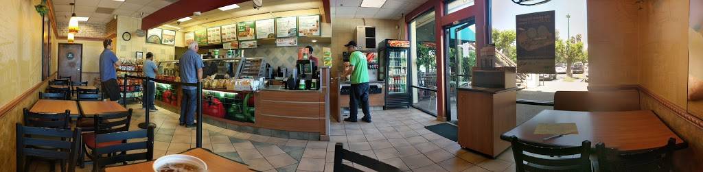 Subway | restaurant | 530 New Los Angeles Ave, Moorpark, CA 93021, USA | 8055231782 OR +1 805-523-1782