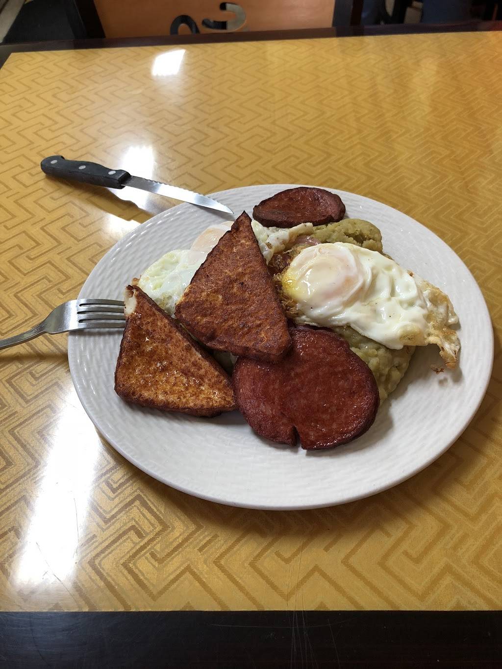 La Brasa Restaurant | restaurant | 4207, 1119 New York Ave, Union City, NJ 07087, USA | 2015909300 OR +1 201-590-9300