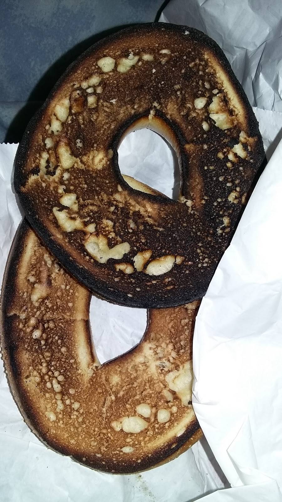 Dunkin | bakery | 809 High St, Wadsworth, OH 44281, USA | 3303362500 OR +1 330-336-2500