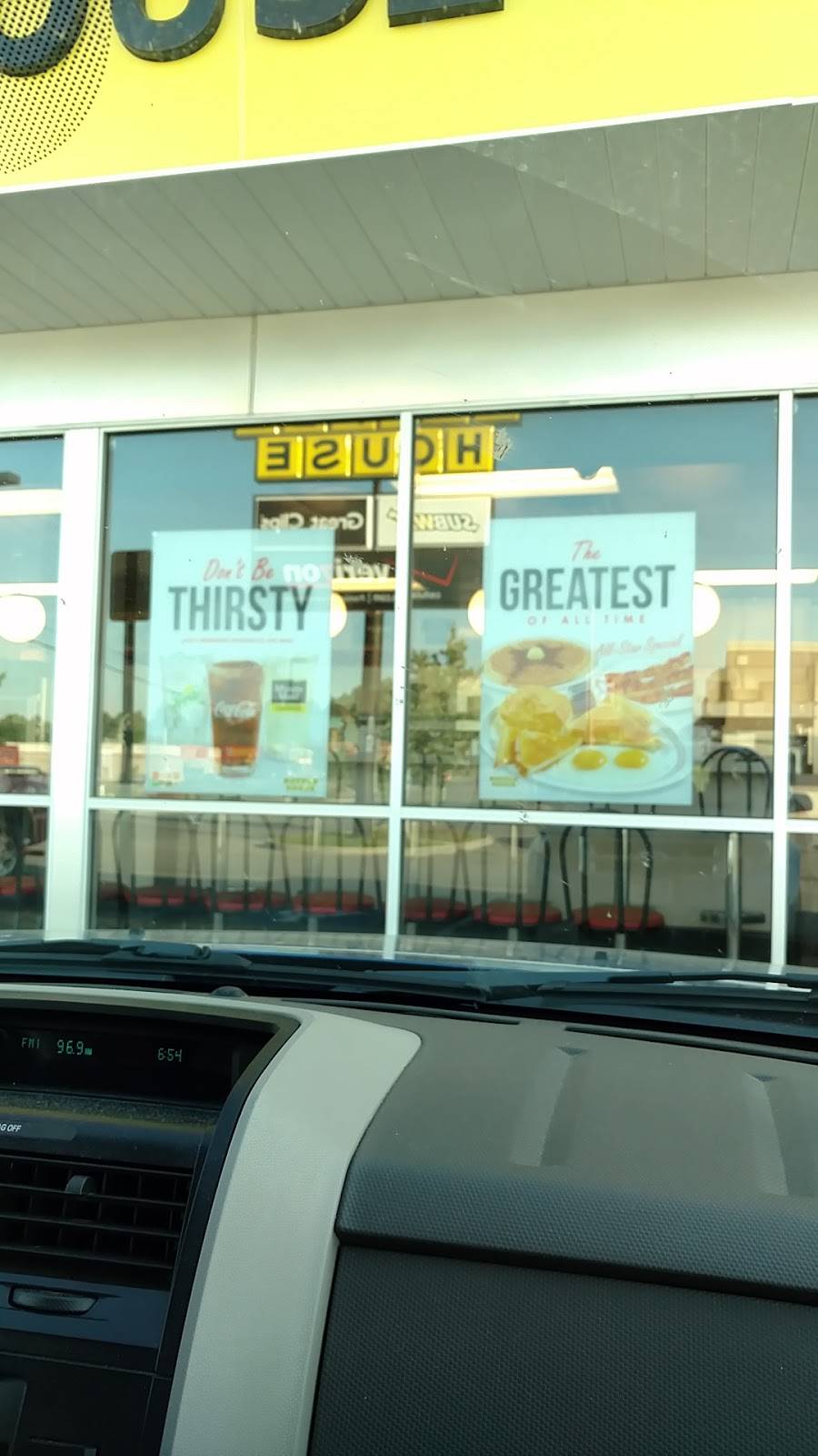 Waffle House | meal takeaway | 6575 East Hwy 11 E, Piney Flats, TN 37686, USA | 4233910067 OR +1 423-391-0067