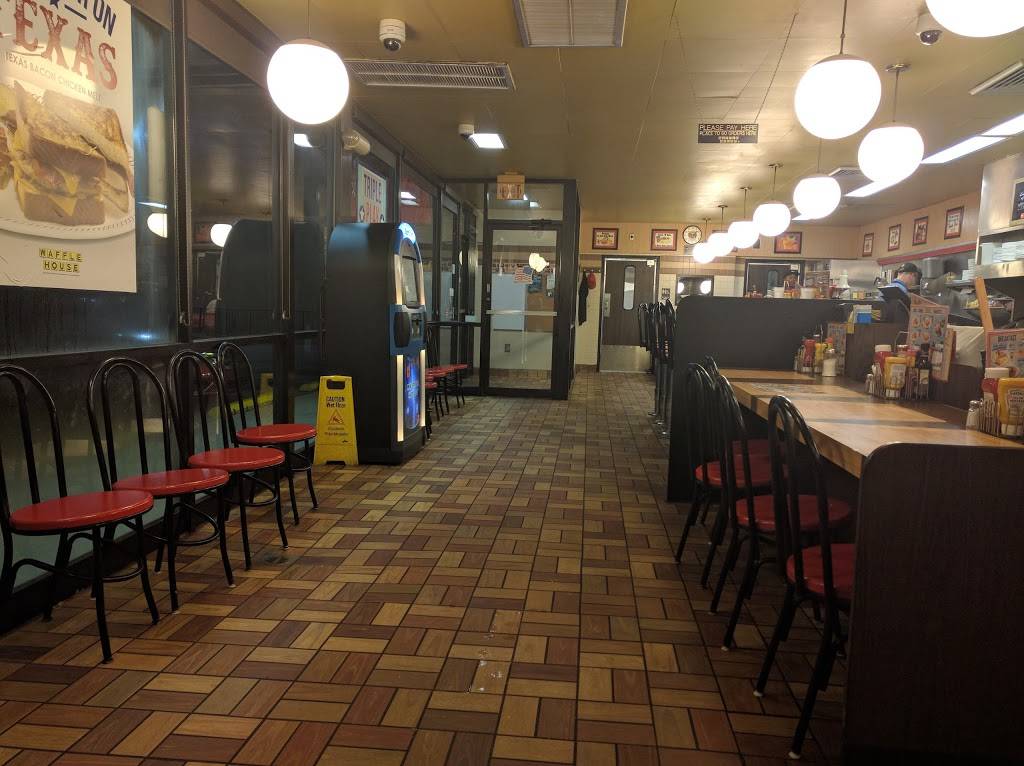 Waffle House | meal takeaway | 1350 Broad St, Sumter, SC 29150, USA | 8034694456 OR +1 803-469-4456