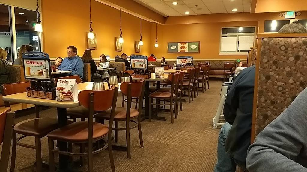 IHOP | bakery | 7 Lee Airpark Dr, Edgewater, MD 21037, USA | 4109563249 OR +1 410-956-3249