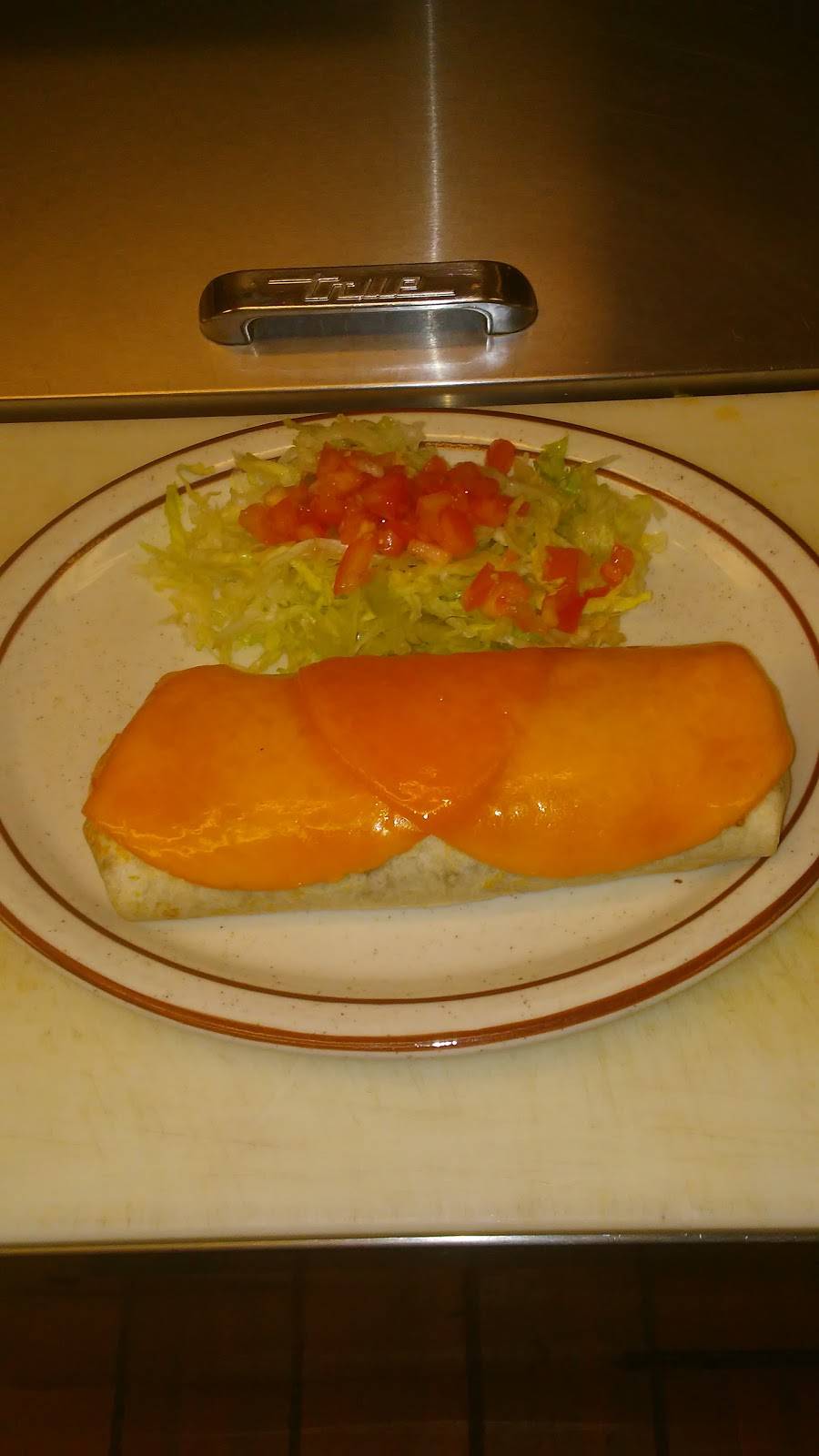 Pepes | restaurant | 100 W 61st Ave, Merrillville, IN 46410, USA | 2198870444 OR +1 219-887-0444