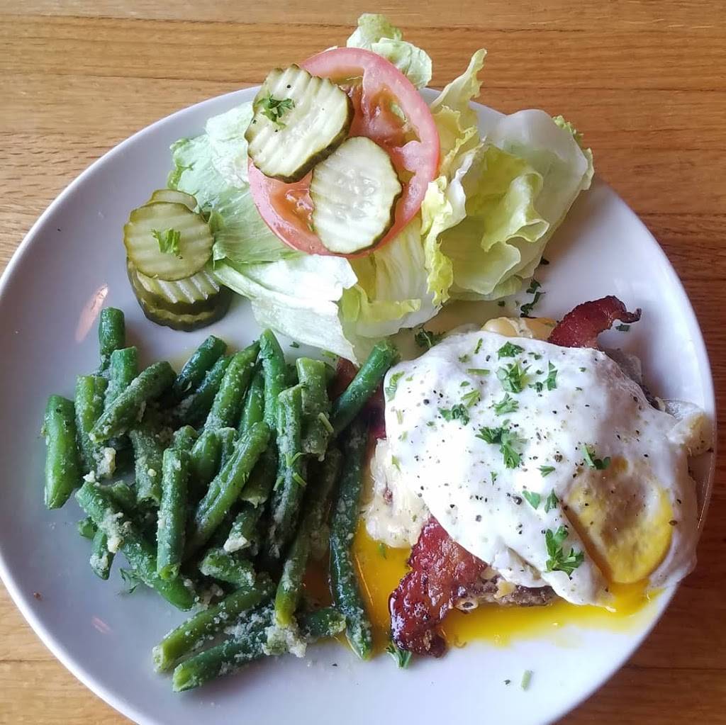 Applebees Grill + Bar | restaurant | 1311 Smithville Hwy, McMinnville, TN 37110, USA | 9314731999 OR +1 931-473-1999