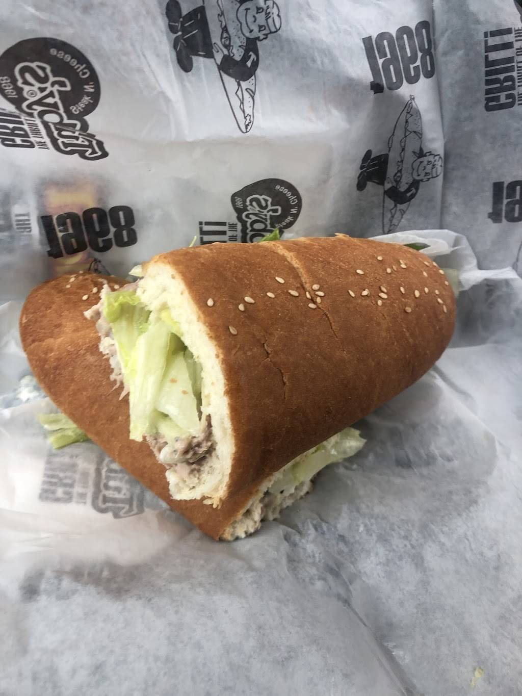 Tubbys Sub Shop | restaurant | 6299 Haggerty Rd, West Bloomfield Township, MI 48322, USA | 2486692211 OR +1 248-669-2211