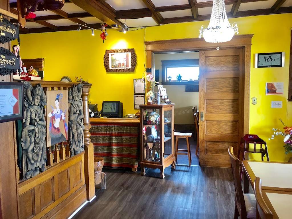 Chaopaya Thai Restaurant | restaurant | 168 Dunlop St E, Barrie, ON L4M 1B2, Canada | 7057339918 OR +1 705-733-9918