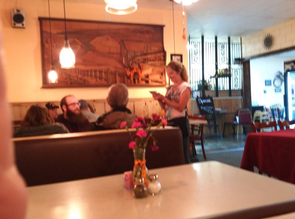 Mill Creek Restaurant | restaurant | 8051 State Highway 99E, Los Molinos, CA 96055, USA | 5303841031 OR +1 530-384-1031