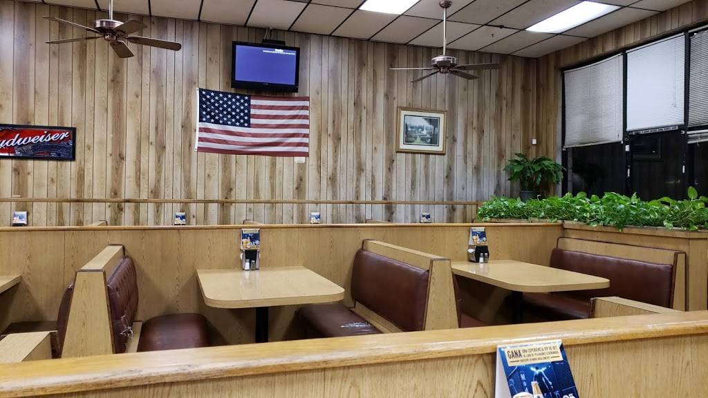 El Pueblo Burger | restaurant | 16025 Gale Ave, City of Industry, CA 91745, USA | 6263693911 OR +1 626-369-3911