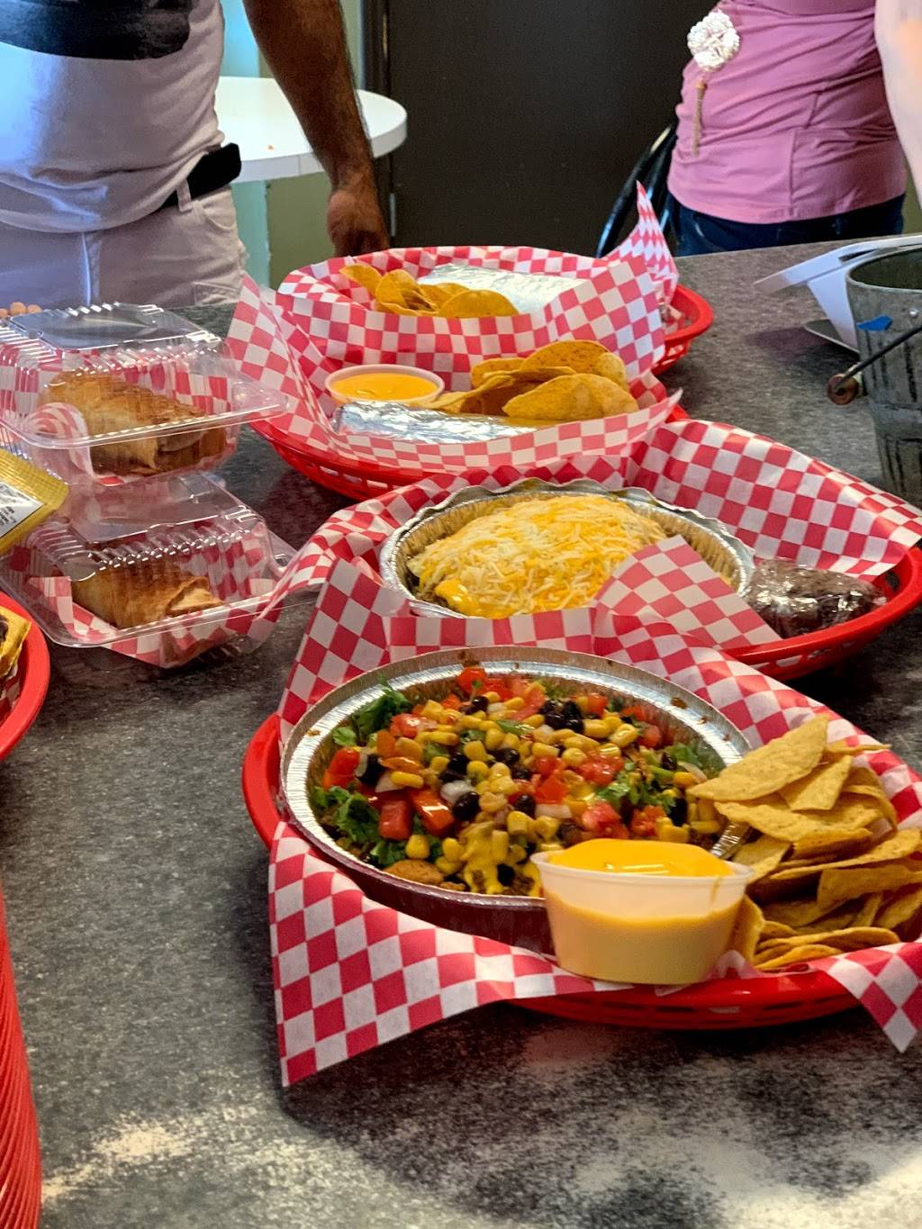 Bonfires Tortilla Bar | restaurant | 2830 Cashwell Dr, Goldsboro, NC 27534, USA | 9197599839 OR +1 919-759-9839